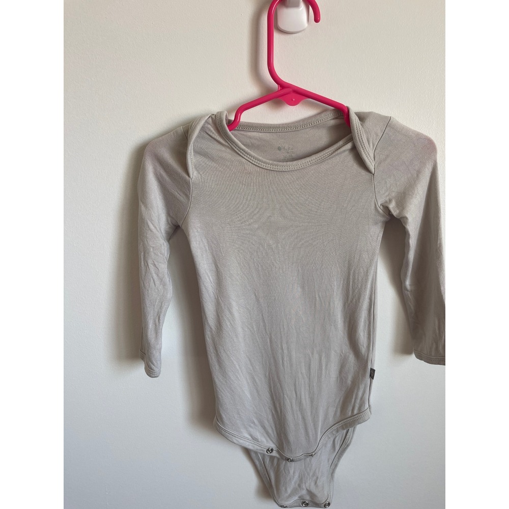 Kyte Baby Long Sleeve Gray Bamboo Bodysuit 12-18 Months